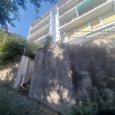 Apartament The Black Swan